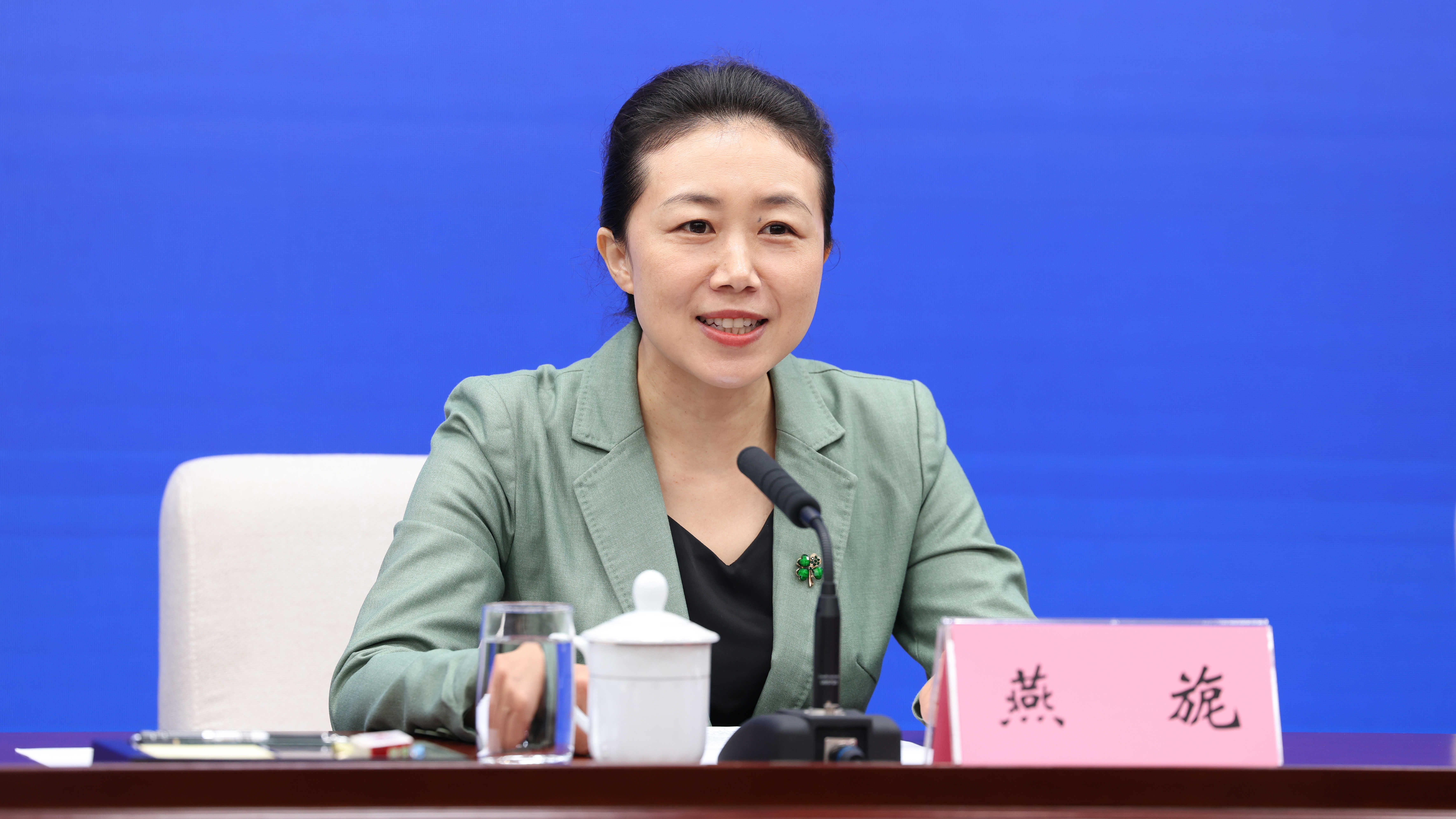 燕旎(1).jpg 竞彩足球app